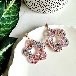 2/$30🌵 Glitter Holographic Daisy Flower Earrings Acrylic Sparkle Jewelry NEW
